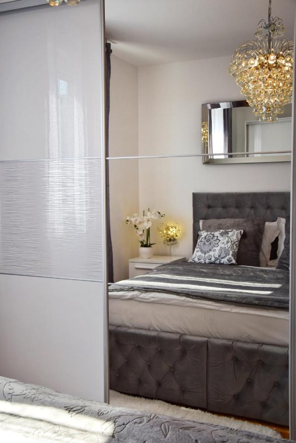 Luxurious Apartment Majda, 2 Bathrooms And Free Parking Split Extérieur photo
